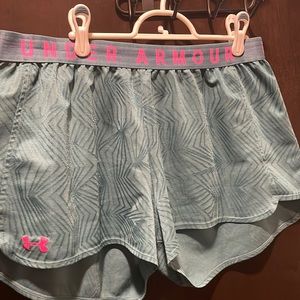 Under Armour Women’s Shorts XL